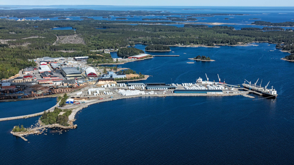 Orrskärs hamn bygger ut – kapaciteten på järnvägen behöver öka