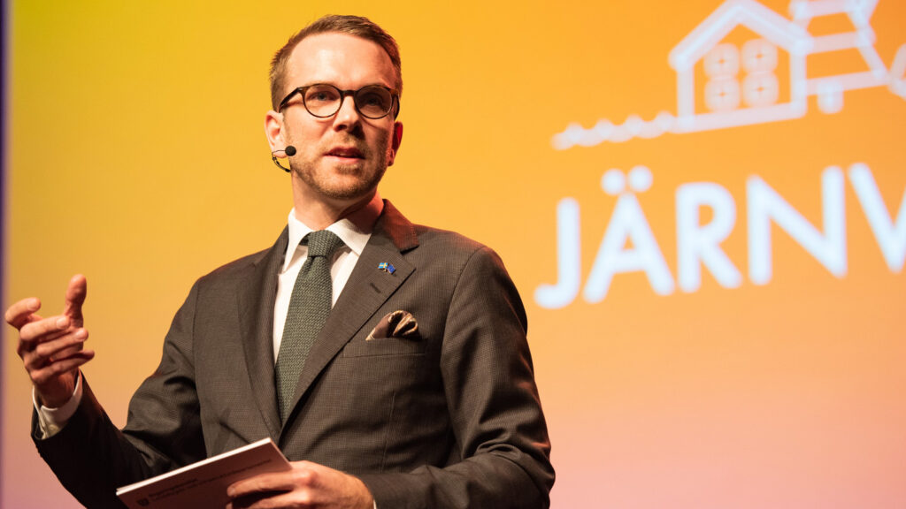 Infrastrukturminister Andreas Carlson (KD)